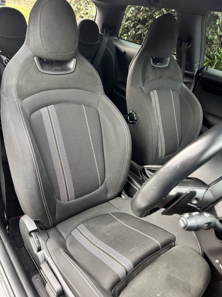 2016 MINI Cooper4837762290902835210