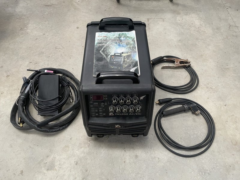 Tig Welder AC/DC 200A with foot pedal Carousel 2