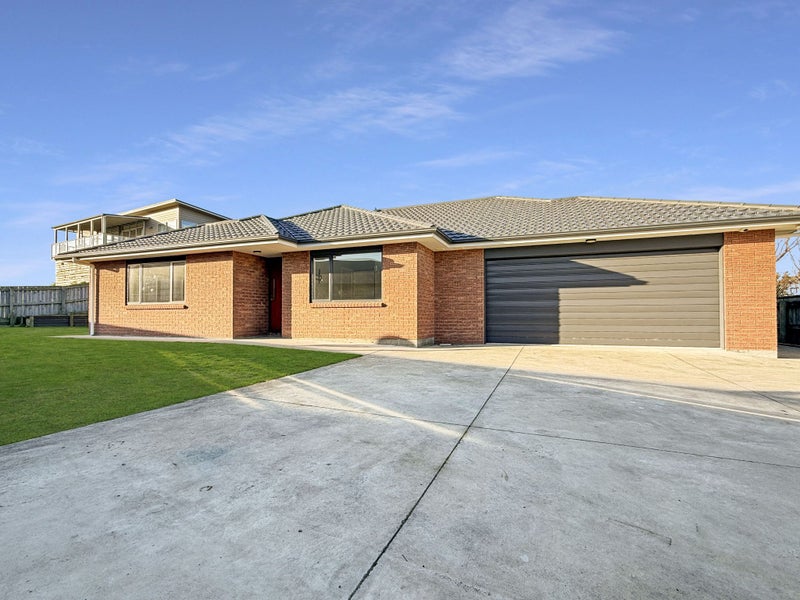 Image 1 of 21