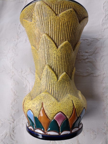 Rare Nouveau to Deco Yellow Imperial Amphora Czechoslovakia Artichoke VASE Carousel 1