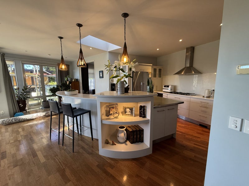 Complete kitchen - ready for pickup now483822521854218246