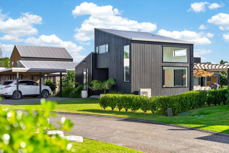 Stylish, easy, coastal living