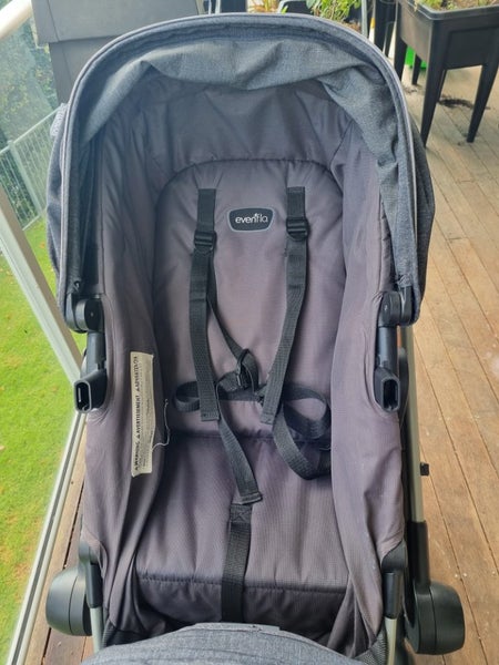 Double Buggy - Evenflo Pivot Expand483824585179156484