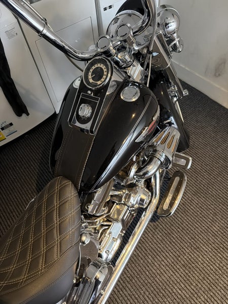 Harley-Davidson Sof tail 2014483776935662735368
