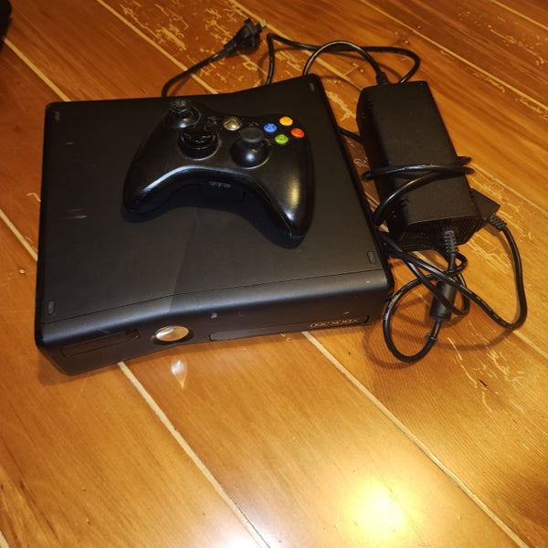 \\Xbox360// Xbox 360 console Slim Carousel 2