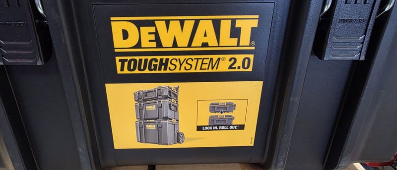 Dewalt TOUGHSYSTEM 2.0 Medium Tool Box Carousel 2