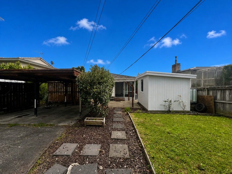 Image 1 of 18