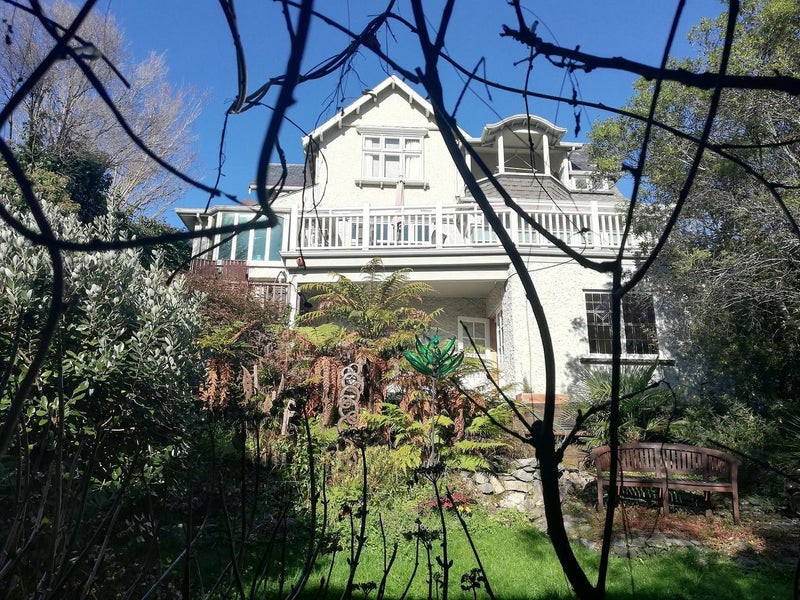 Image 1 of 32
