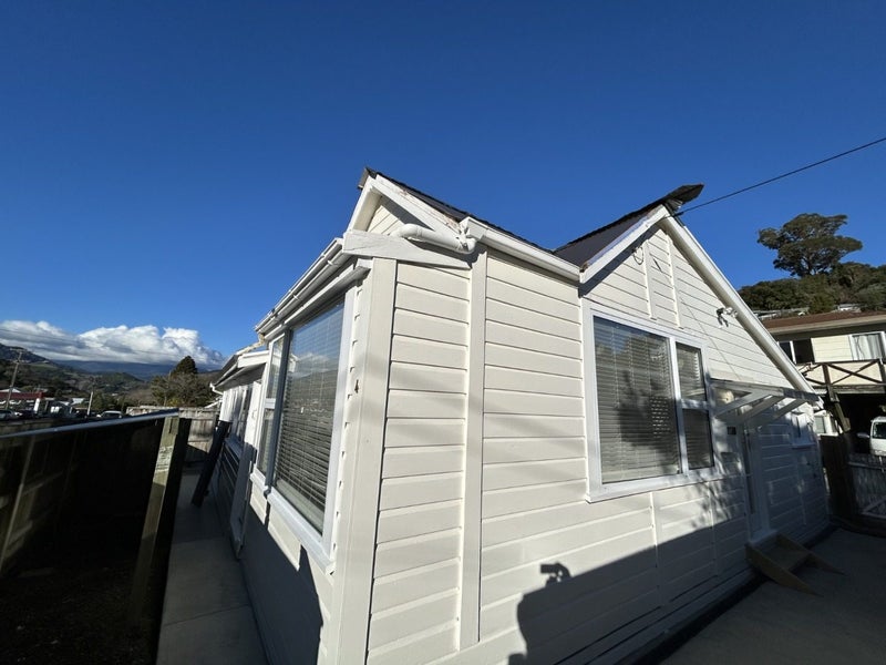 Image 1 of 8