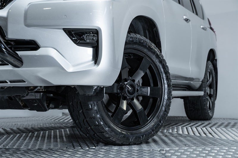 2017 Toyota Land Cruiser Prado VX Limited 2.8D 4WD, photo 2