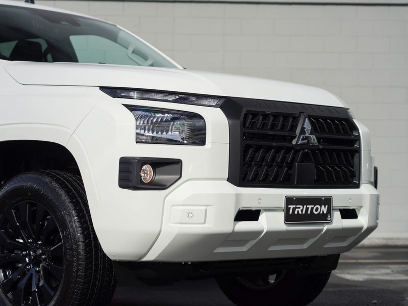 2026 Mitsubishi Triton DC WS 2.4D GLXS 4WD 6AT, photo 3