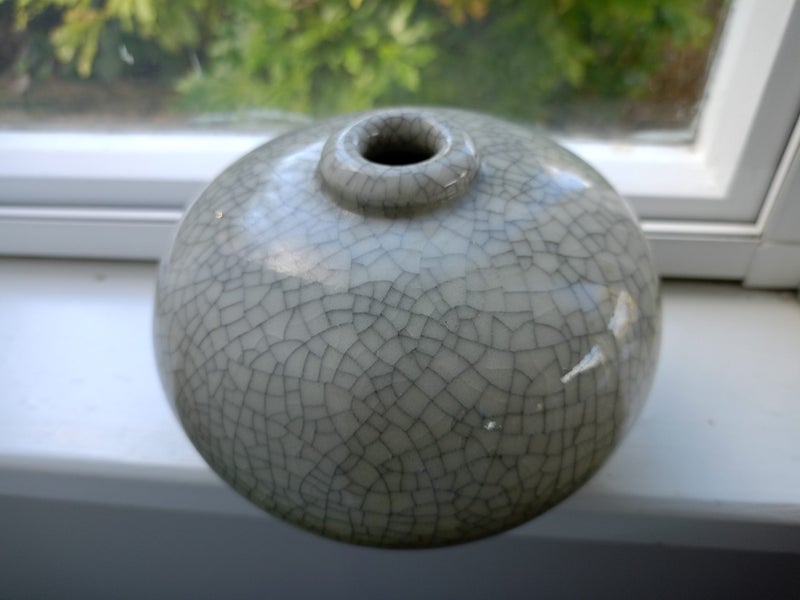 Studio Potter Danny Morwood Crackle Vase like Chinese Geyao water pot Carousel 1