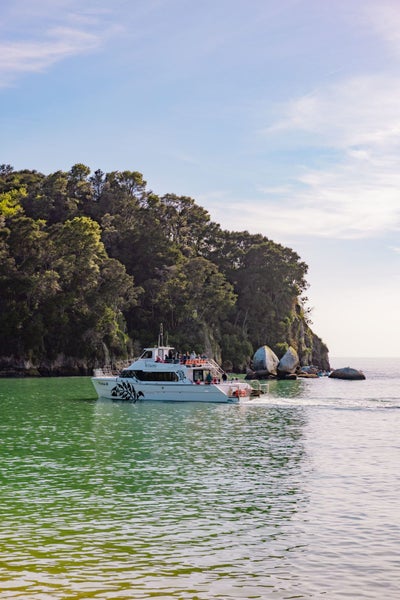 Wilsons Abel Tasman National Park Ltd Carousel 6
