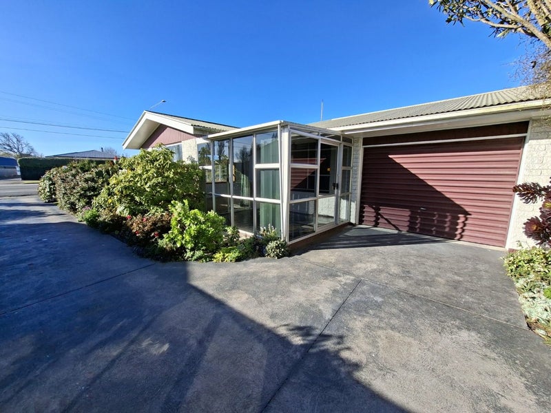 Image 1 of 10