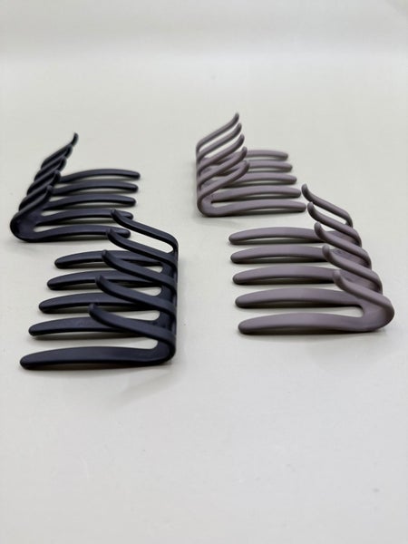 Set of 4 Wide-Tooth Hair Claw Clips Carousel 2