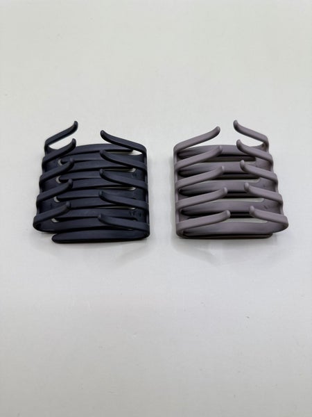 Set of 4 Wide-Tooth Hair Claw Clips Carousel 3