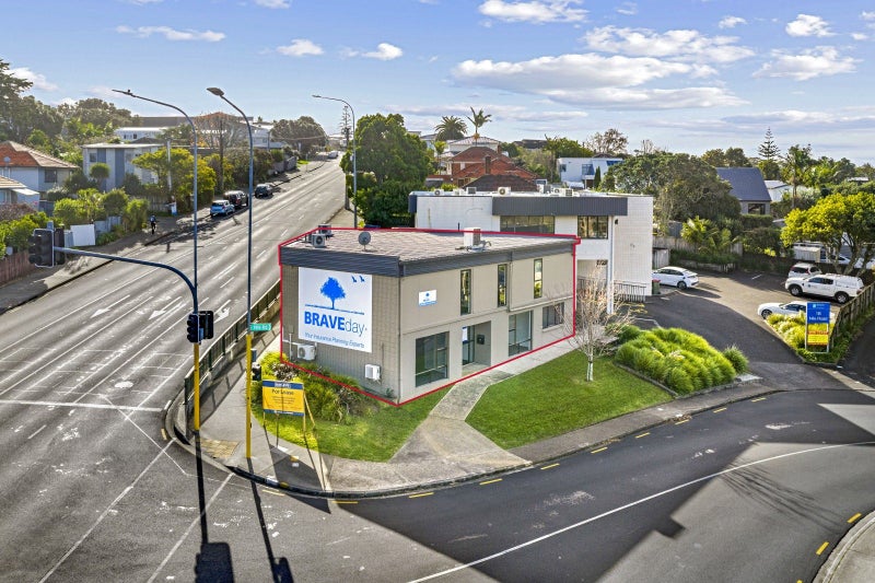 Image 1 of 20