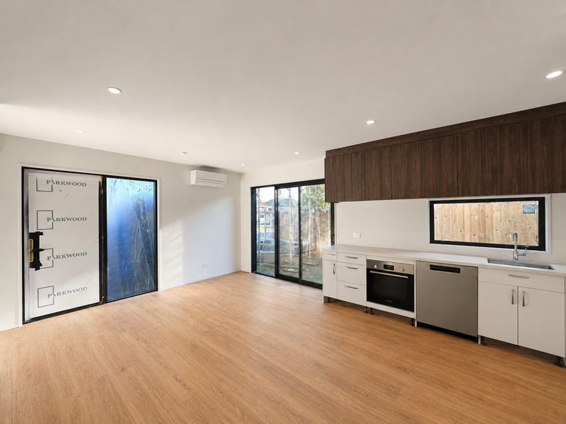 Almost Ready - Burnside High & Airport Nearby! image 16