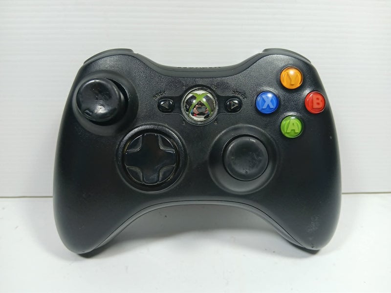 OFFICIAL Xbox 360 Wireless Controller Carousel 1