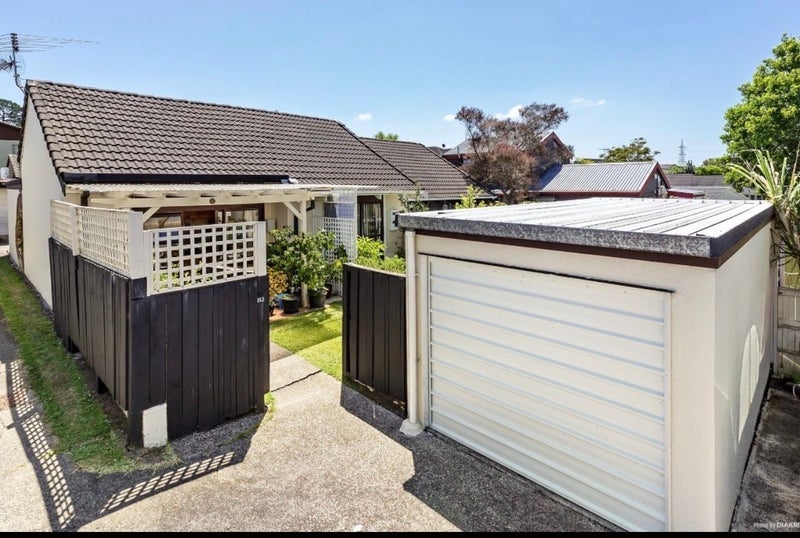 Image 1 of 11