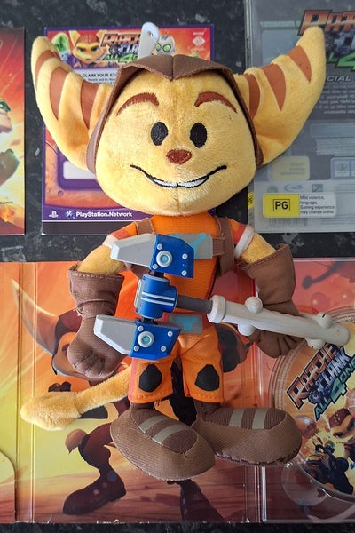 Ratchet & Clank All 4 One Special Edition with Plushy Carousel 3