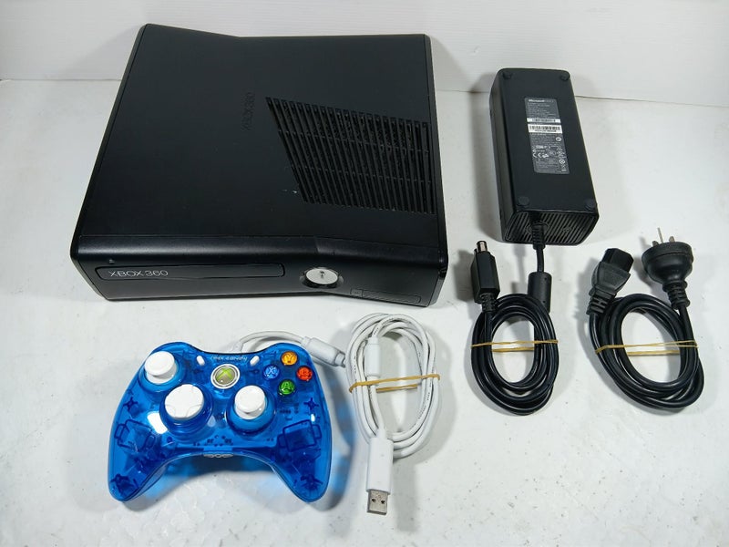 Xbox 360 Slim - 250GB Carousel 1