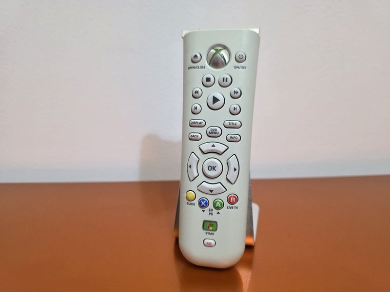 Official Microsoft XBOX 360 Universal Media Remote Carousel 1