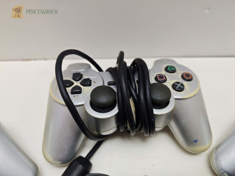 PINETAGIOUS - 4x Sony PlayStation 2 DualShock 2 Controllers (Faulty) -$1 RESERVE Carousel 5