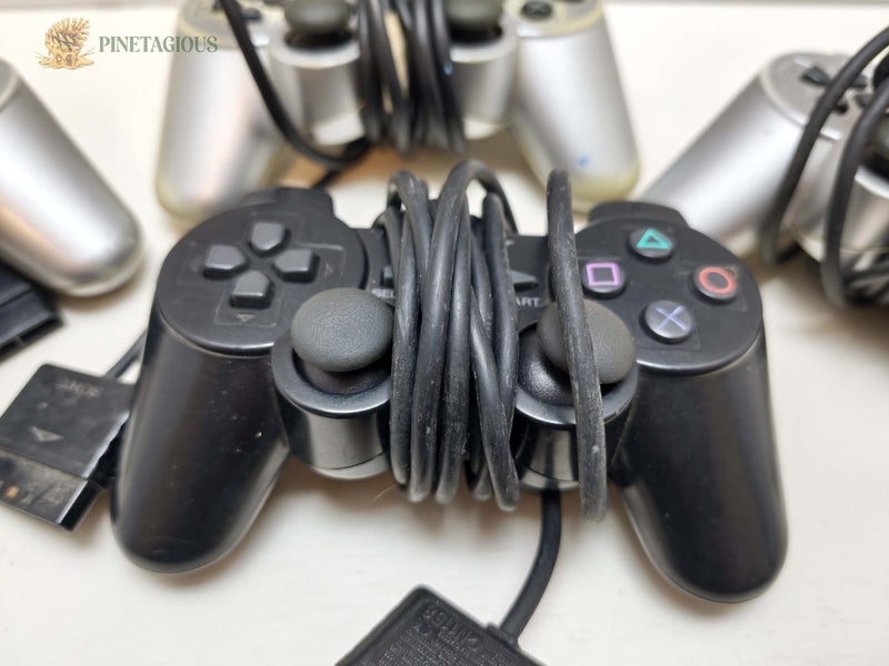 PINETAGIOUS - 4x Sony PlayStation 2 DualShock 2 Controllers (Faulty) -$1 RESERVE Carousel 2