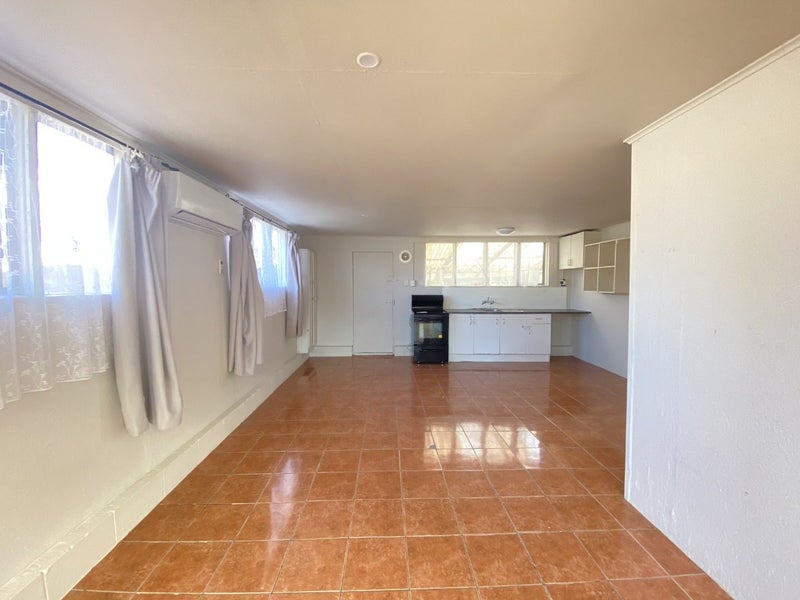 Image 1 of 11