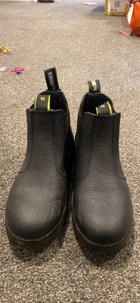 Safety shoes steel cap-size 6-as new Carousel 1