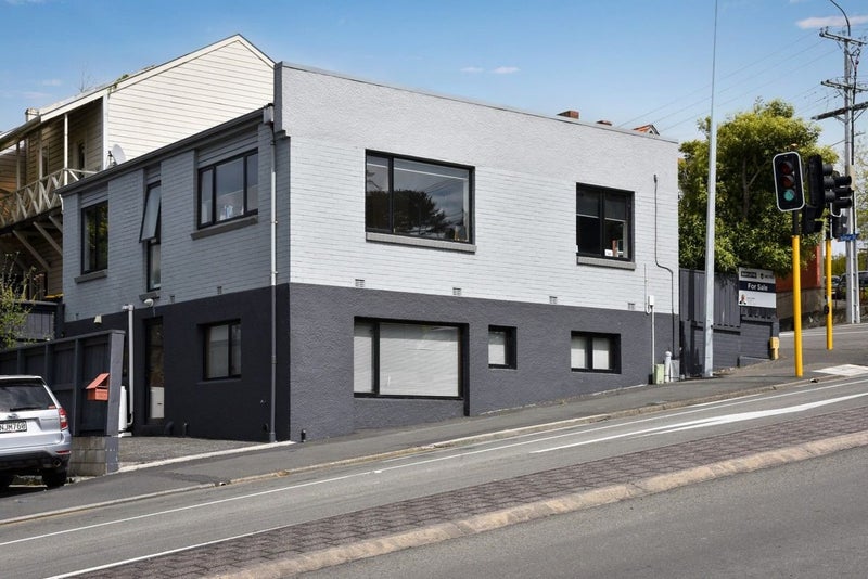 Image 1 of 20