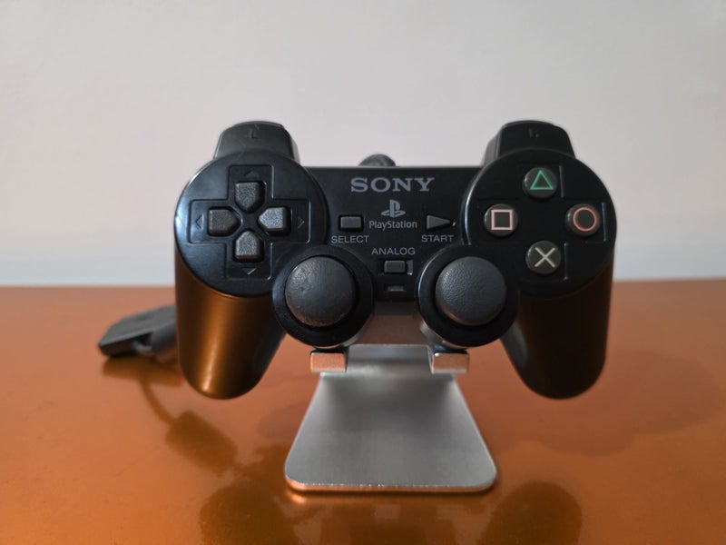 Official Sony PS2 DUALSHOCK 2 Controller - Black Carousel 1