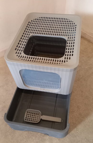 Cat Litter Box Carousel 1
