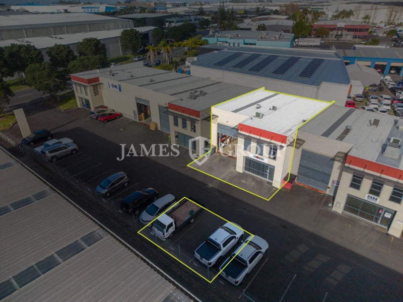 Image 1 of 8