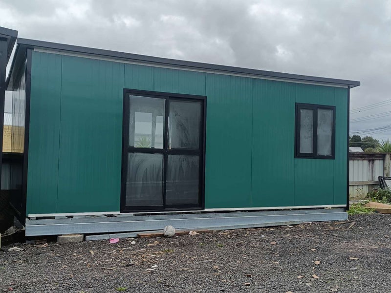 cabin/sleepout/tiny house-green color Carousel 2