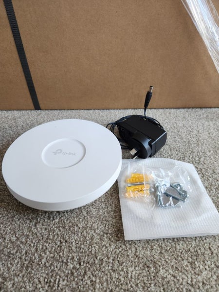 TP-Link Omada EAP610 AX1800 Wi-Fi 6 Access Point Carousel 1