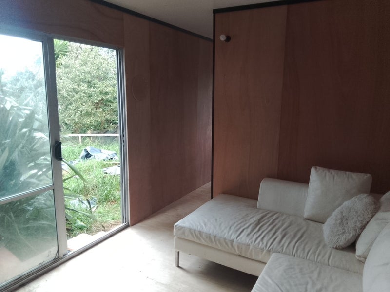 Two room cabin built solid Carousel 1
