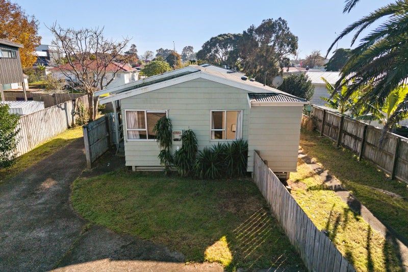 Image 1 of 21