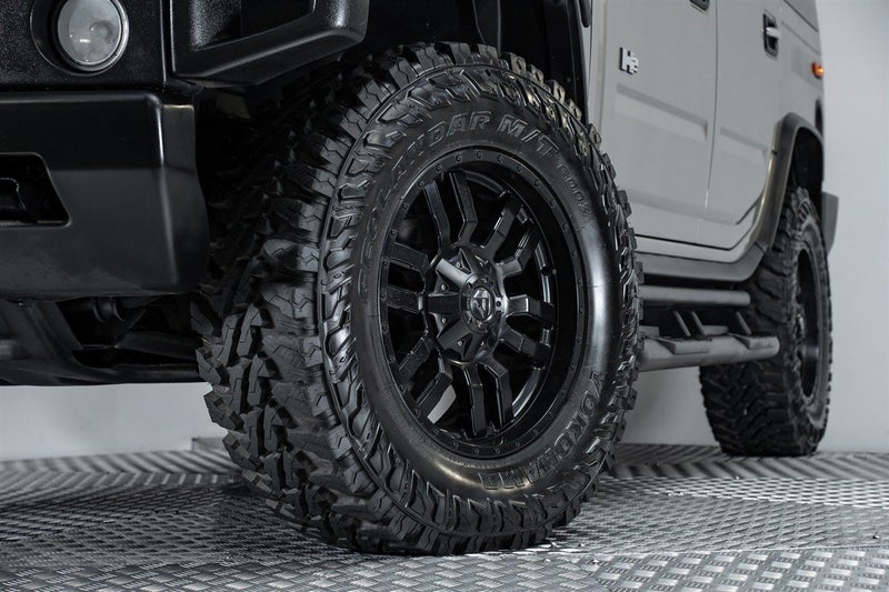 2004 Hummer H2 6.0L V8 4WD, photo 2