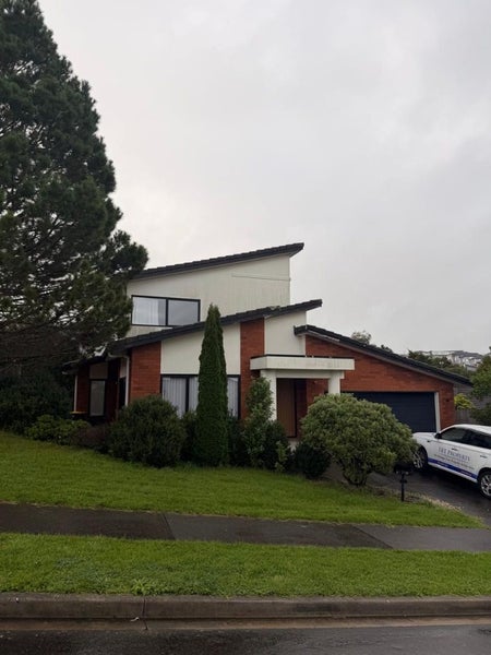 Image 1 of 21