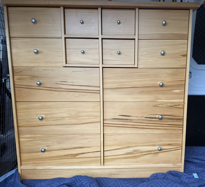 !!! Design Mobel Rimu 10-drawer Chest Carousel 1