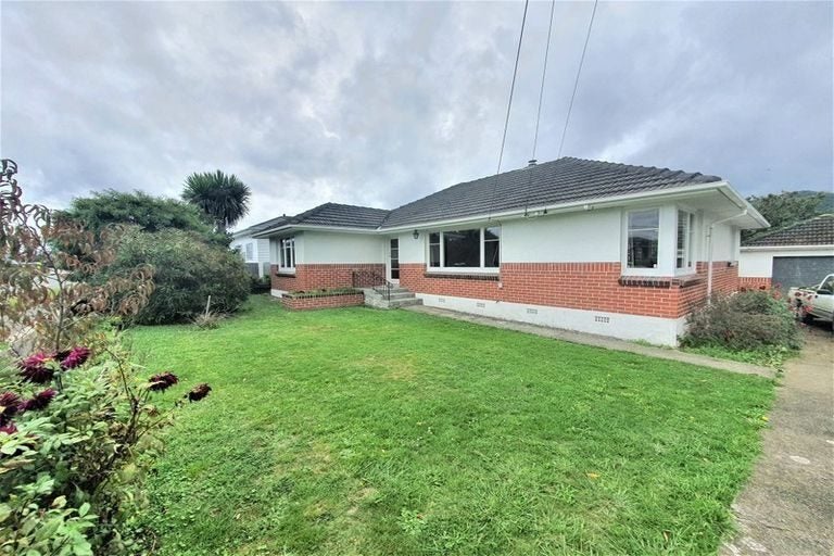 Image 1 of 5