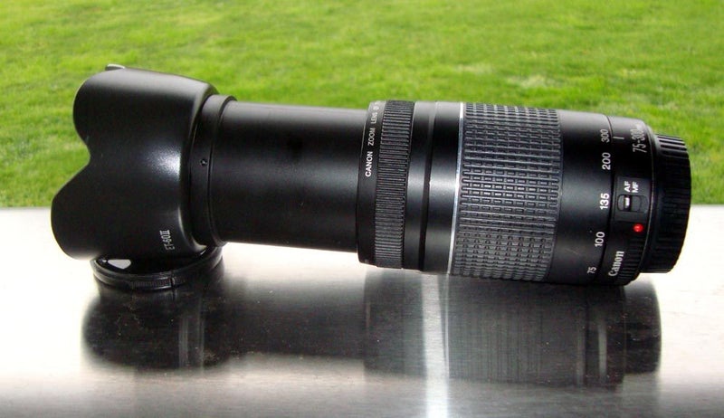 CANON EF 75-300mm Mark III Lens - Big Zoom! Great for Sports or Nature Carousel 1