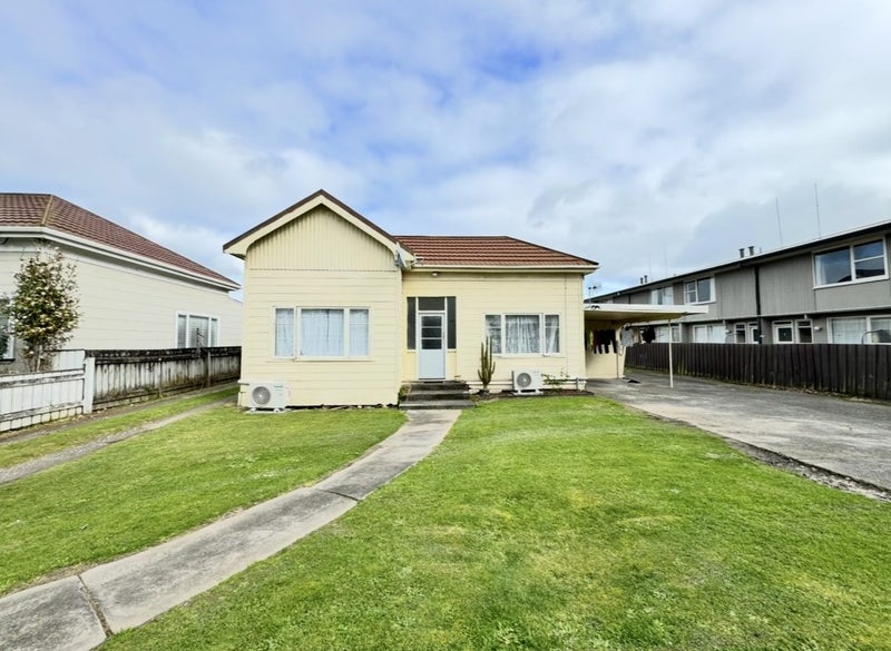 Image 1 of 10