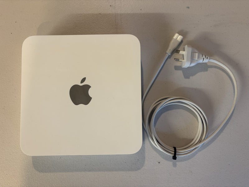 Apple Time Capsule 1TB Carousel 1