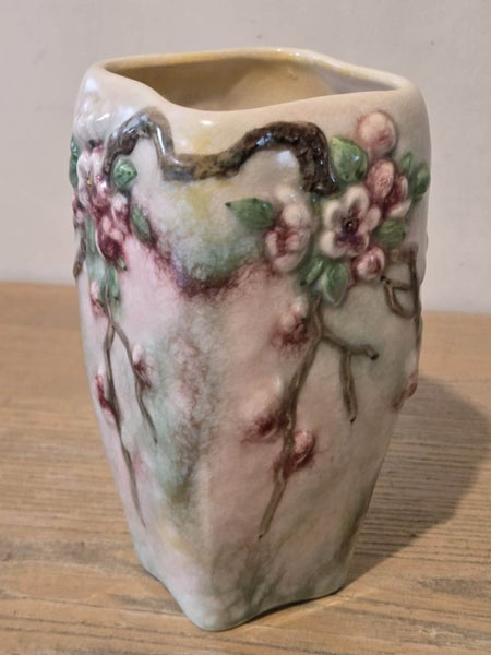 Beautiful Sylvac Pottery (England) Cherry Blossom Vase Carousel 2