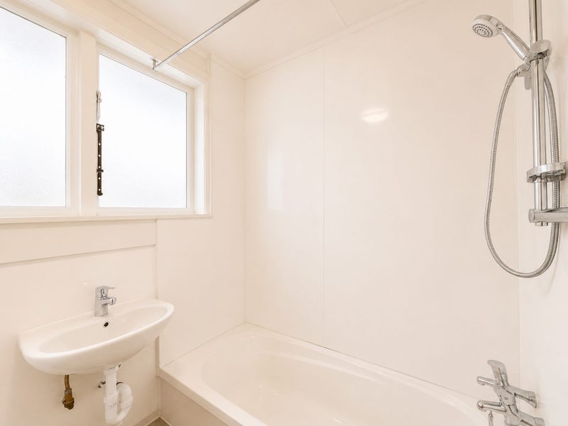 6 Vanadium Pl property image 8