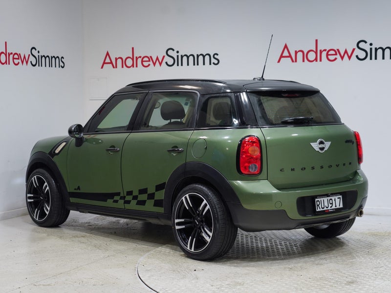2017 MINI Cooper Crossover ALL4 2.0D 6A Hatch, photo 3
