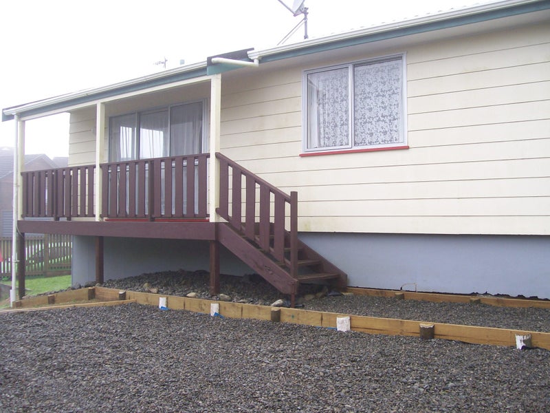 Image 1 of 7